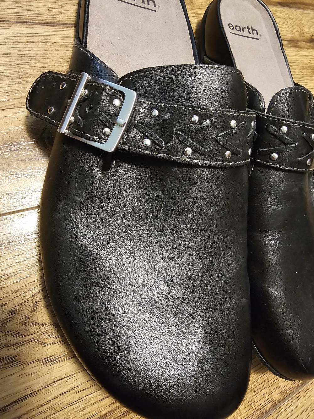 Earth Sand Cayman Slide On Shoes - Picture 2 of 8